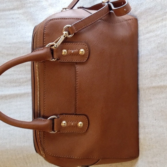Michael Kors Camel Tan Handbag With Crossbody Strap - Picture 6 of 13